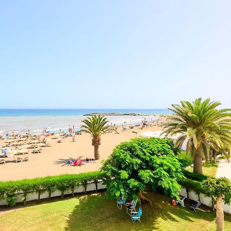 Charming 2 Bedroom Retreat With Beachfront Views San Bartolome Bagian luar foto